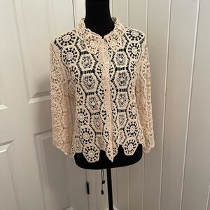 Ultra Pink Cream Crochet Lace Blouse